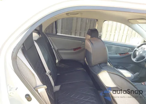 2004 Toyota Corolla Le z USA, uszkodzony, nr VIN 2T1BR32E14C247399